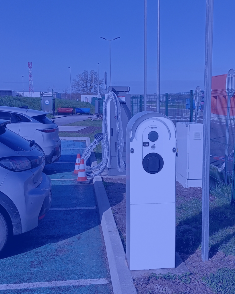 Couverture article borne de recharge